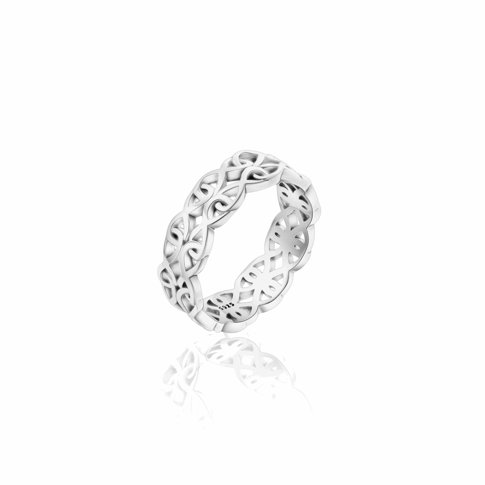 Pierścionek srebrny  – ażurowy splot z eleganckim rytmem